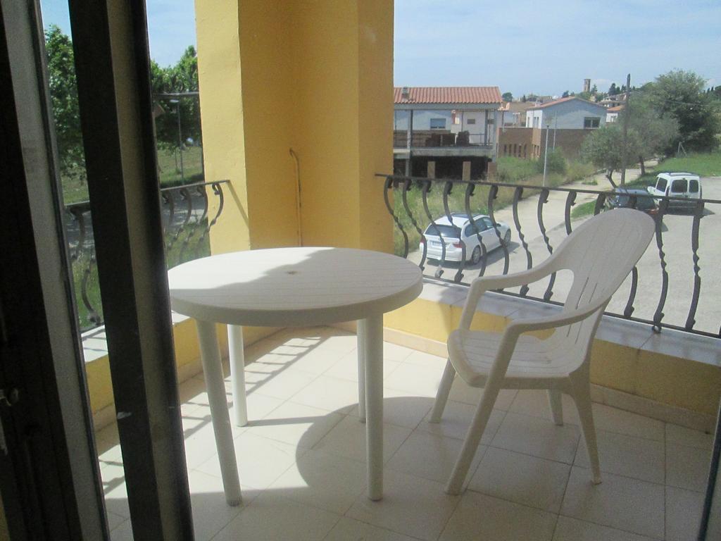 Hotel Pensio L'Avi Pep à Saus Extérieur photo