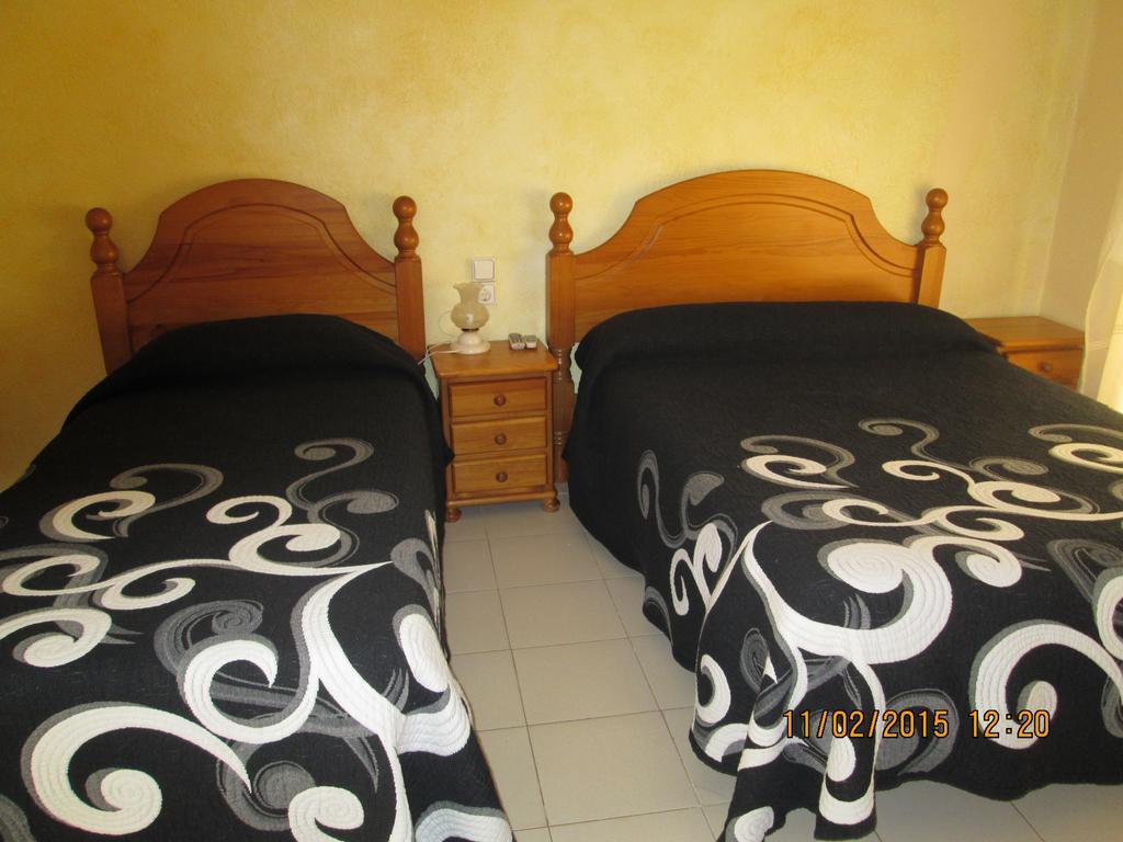 Hotel Pensio L'Avi Pep à Saus Extérieur photo
